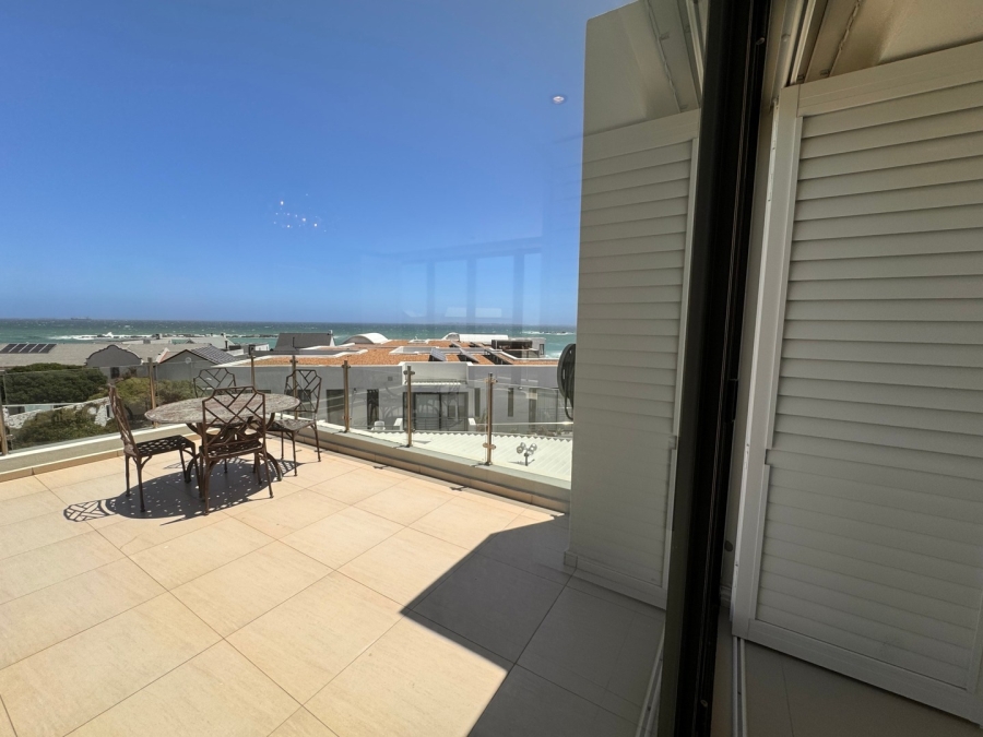 3 Bedroom Property for Sale in Big Bay Western Cape